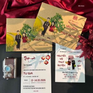 (BN-K064) Thiệp Cưới giấy Kraft hình chibi